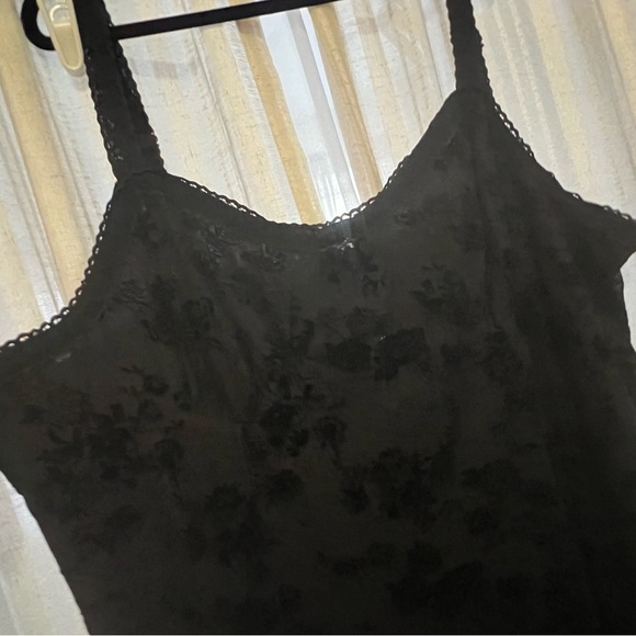 Cider curve black mesh floral mermaid maxi - Picture 3 of 6